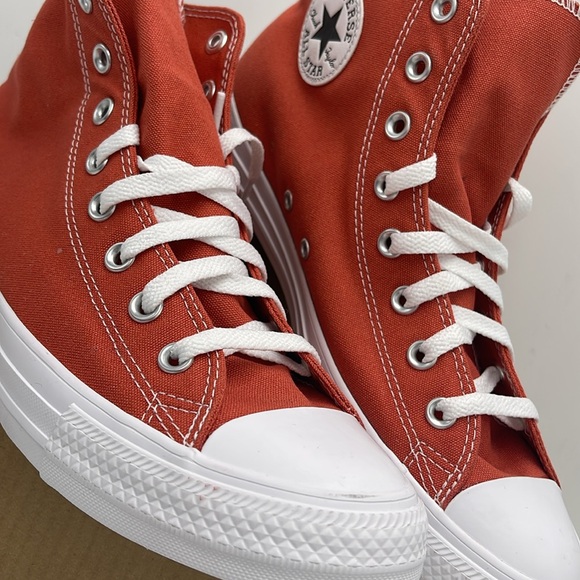 Converse Men’s 152620C Chuck Taylor All Star Canvas
Sneakers - Picture 6 of 16